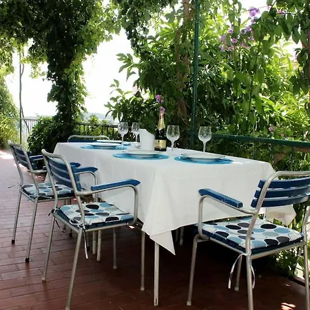 Appartement Seaview Apt. With Private Terrace