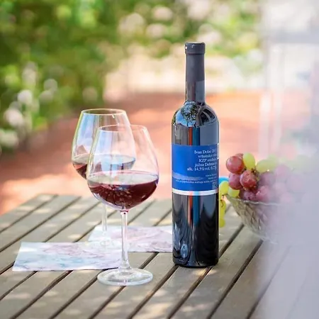 Seaview Apt. With Private Terrace