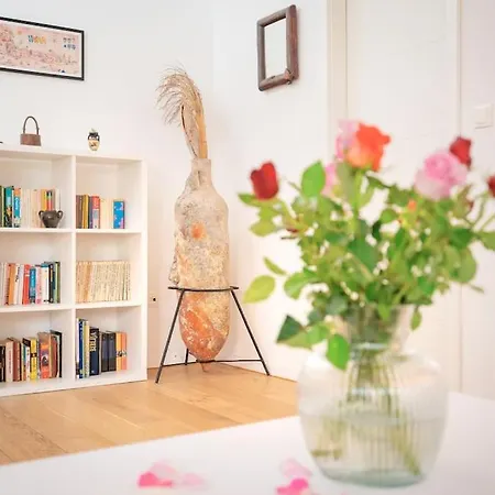 Seaview Apt. With Private Terrace 흐바르