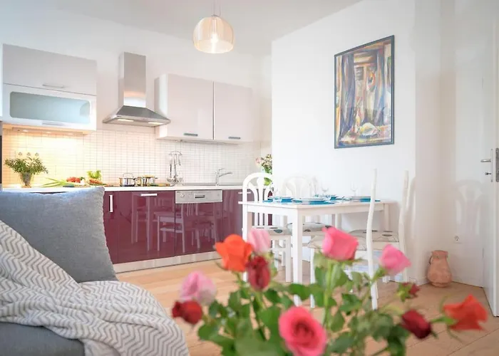 Seaview Apt. With Private Terrace Apartamento