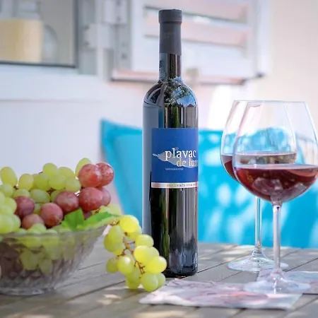 Seaview Apt. With Private Terrace * Хвар